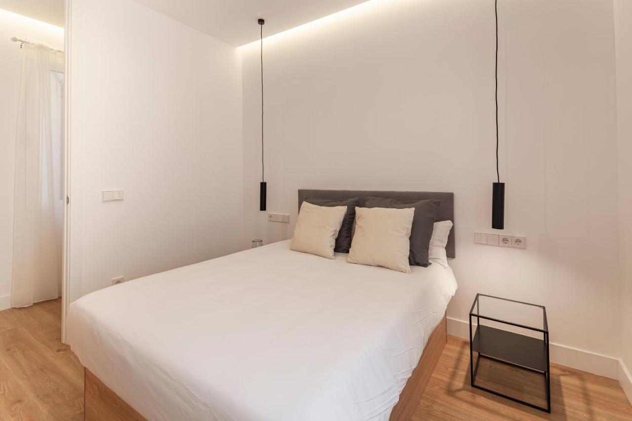 Plaza Espana III Calle Leganitos 2Br 2Bh Madrid Bagian luar foto