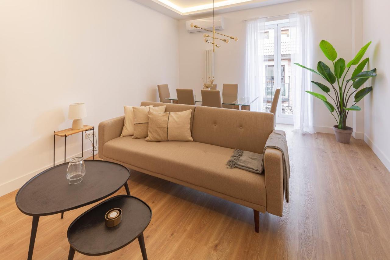 Plaza Espana III Calle Leganitos 2Br 2Bh Madrid Bagian luar foto