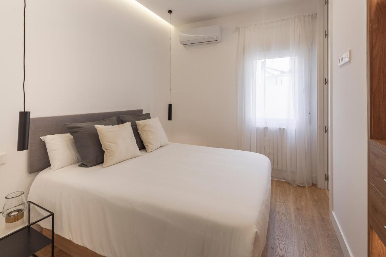 Plaza Espana III Calle Leganitos 2Br 2Bh Madrid Bagian luar foto